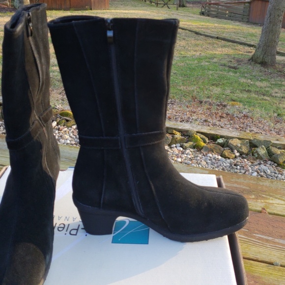 Henri Pierre Canada Genuine Black Suede Boots Women's Size 8 Wide - Picture 4 of 4